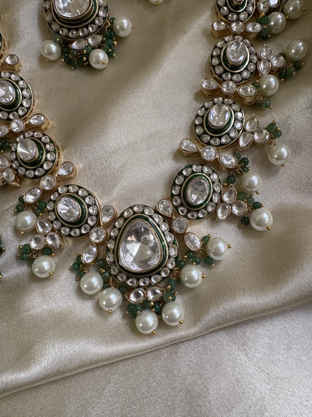 Vanísia Polki Bridal Necklace Set - Image 5