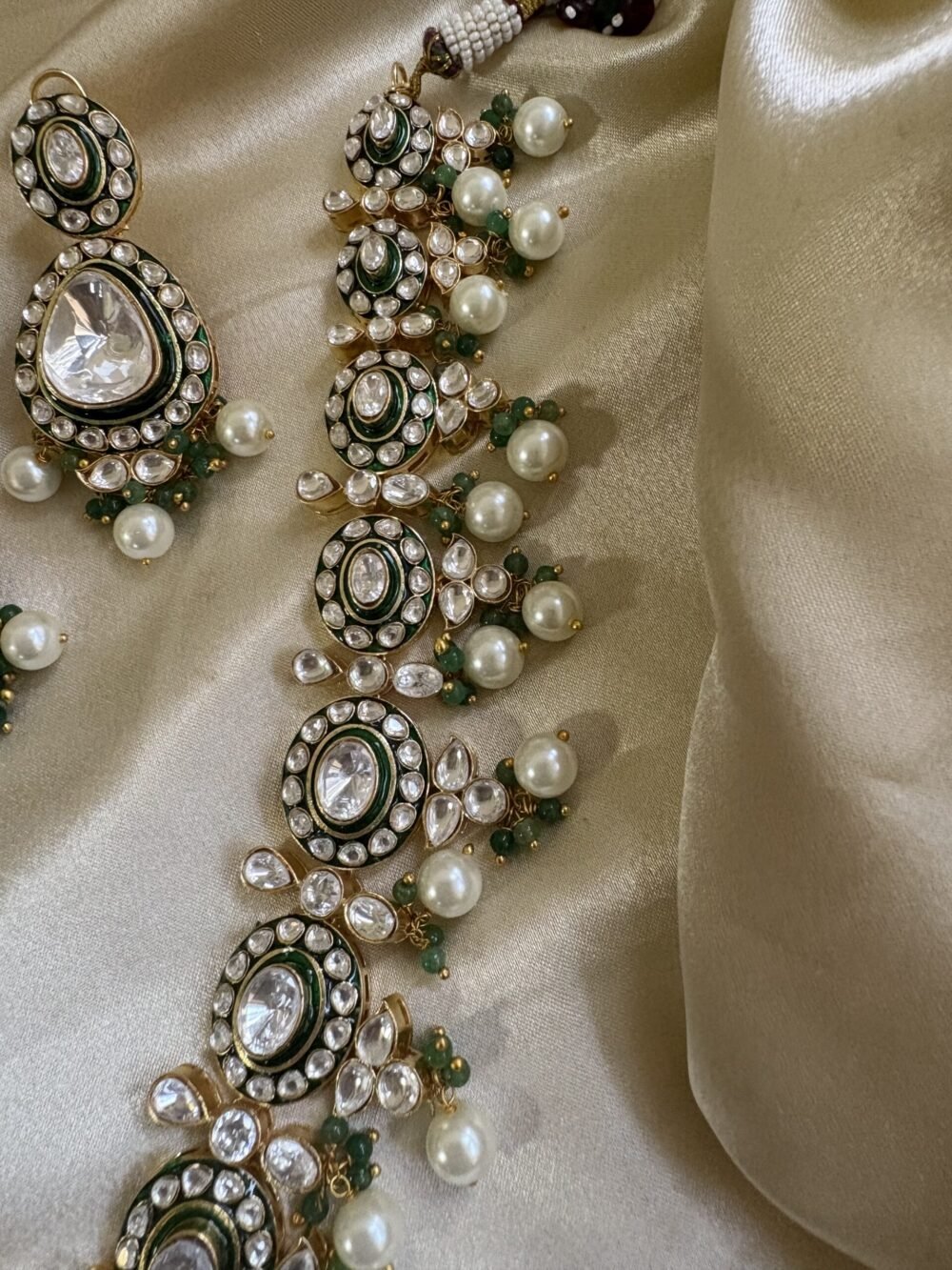 Vanísia Polki Bridal Necklace Set - Image 7
