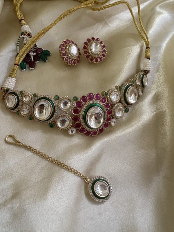 Dvija Polki Choker Set