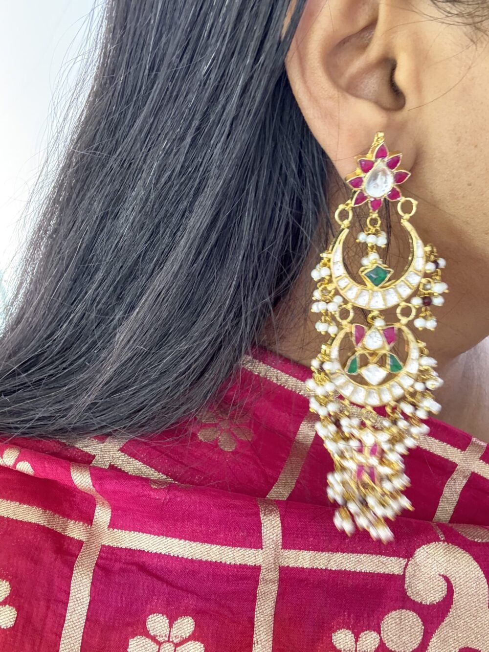Vainavi Oversized Kundan Earrings - Image 7
