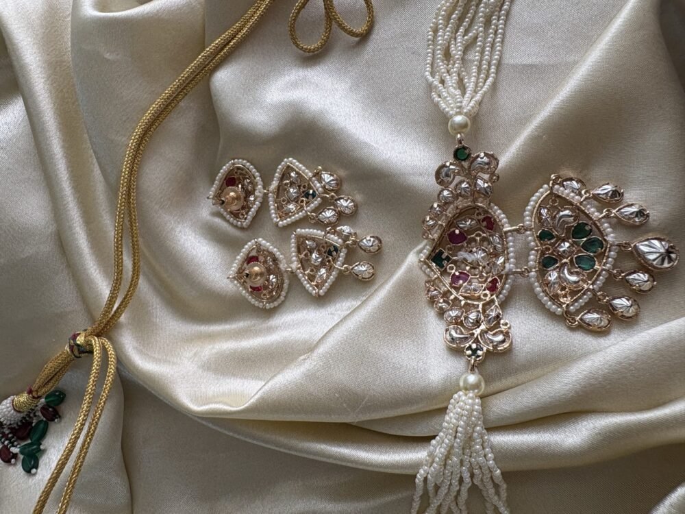 Inaya Polki Choker Set - Image 8