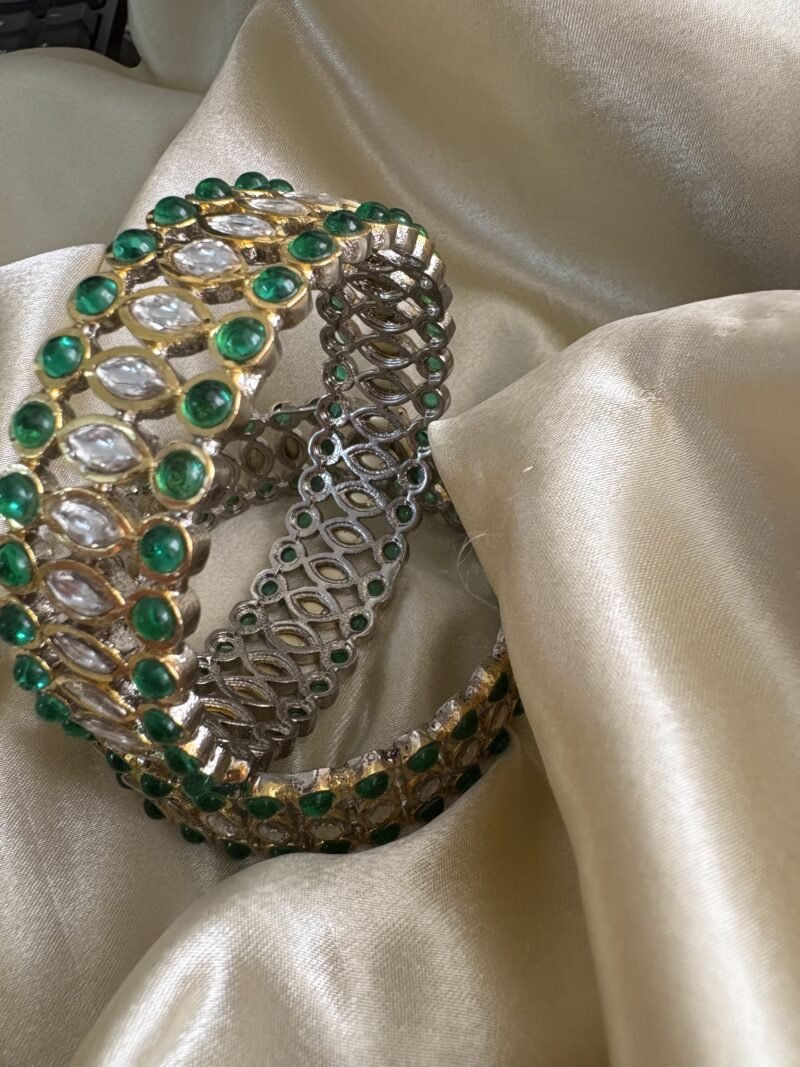 Mehar Kundan Bangles - Image 4