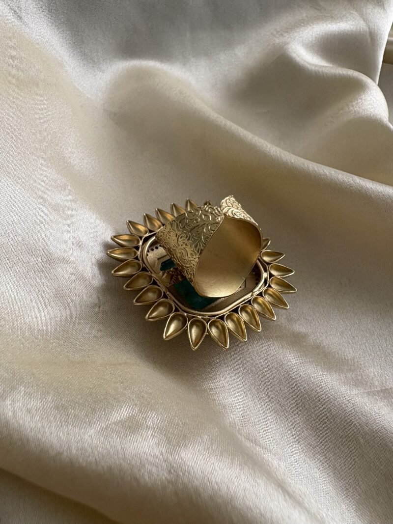Esmie Big Size Ring - Image 3