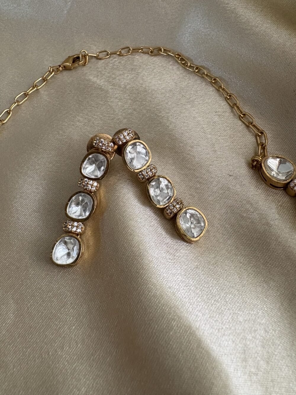 Zoya Necklace Set - Image 4