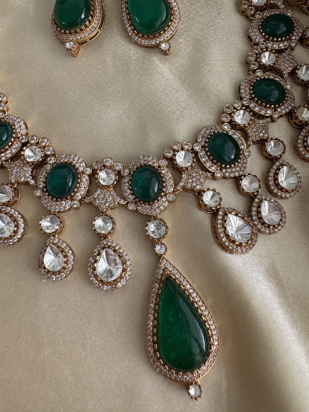 Purna Polki Necklace Set - Image 3