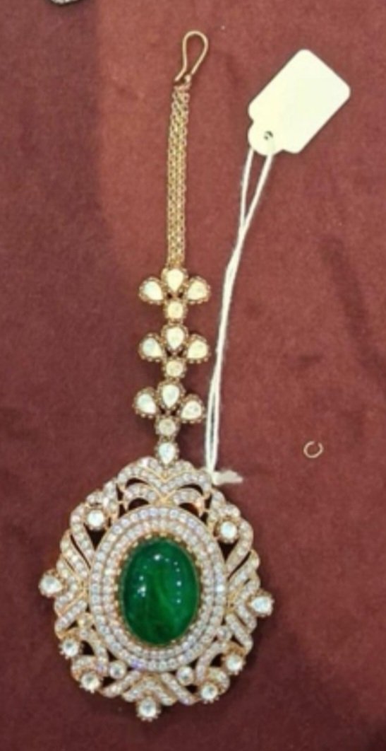 Abib Emerald Maangtikka