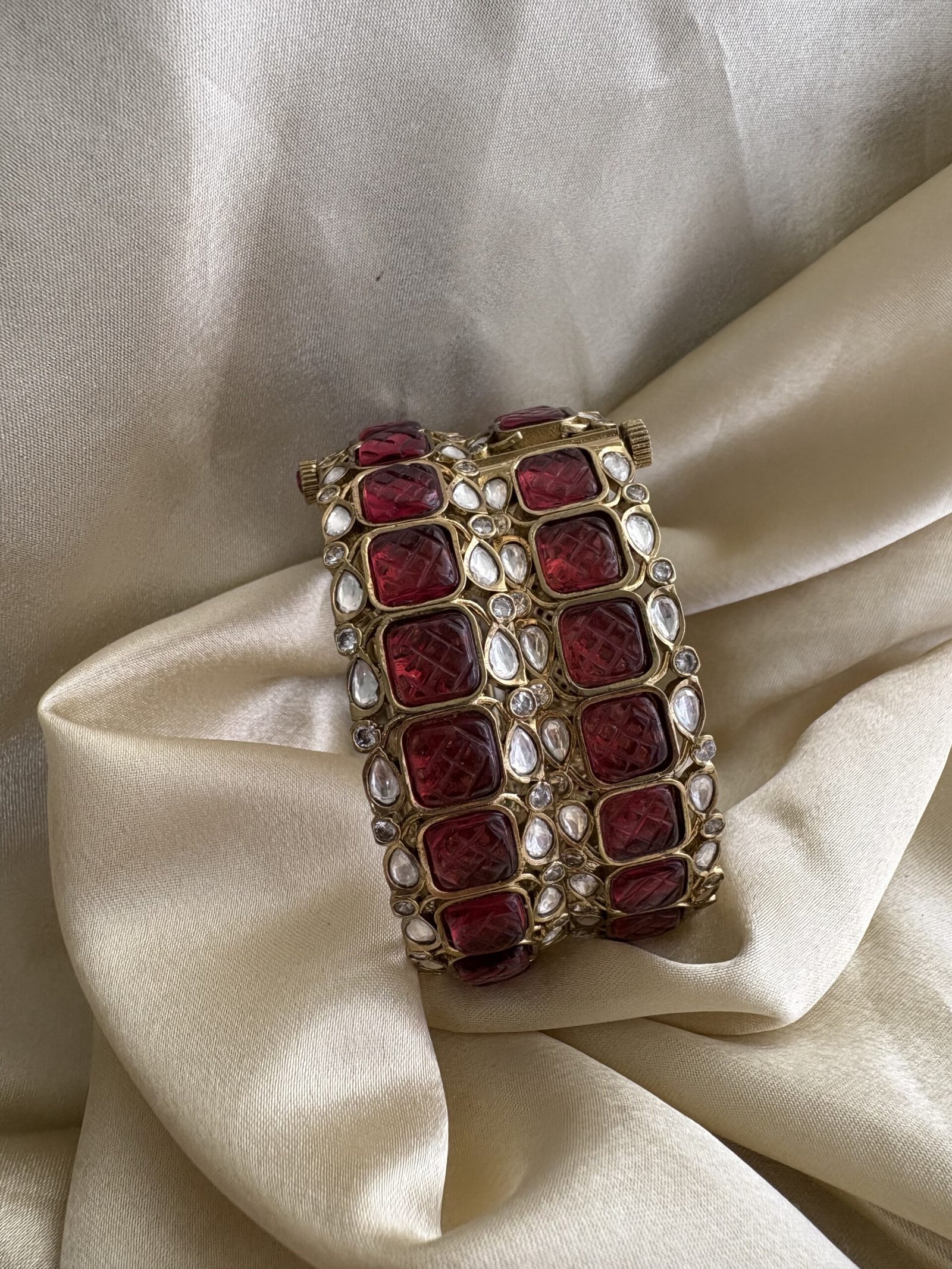 Anahita Polki Bangles