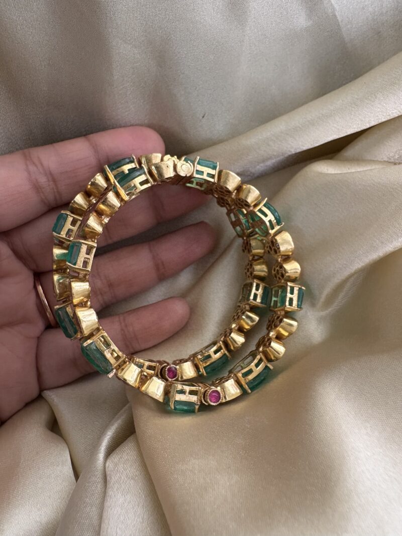 Aneena Polki Bangles - Image 5