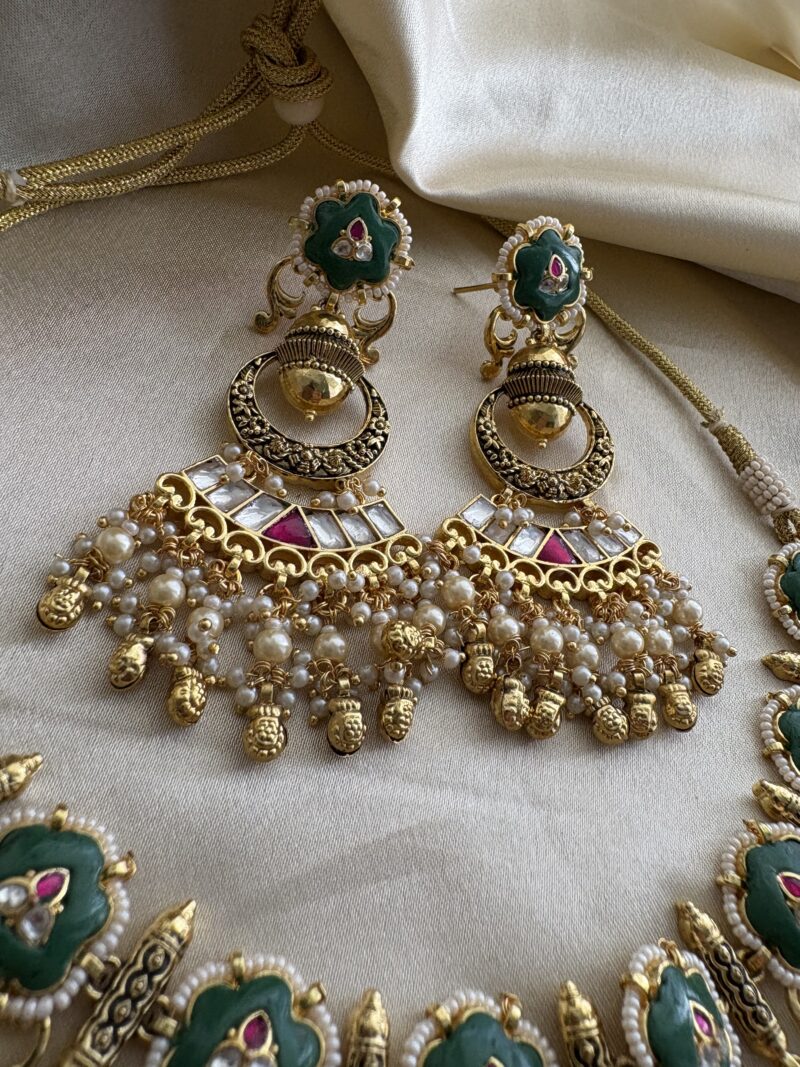 Suvarna Kundan Bridal Necklace Set - Image 6