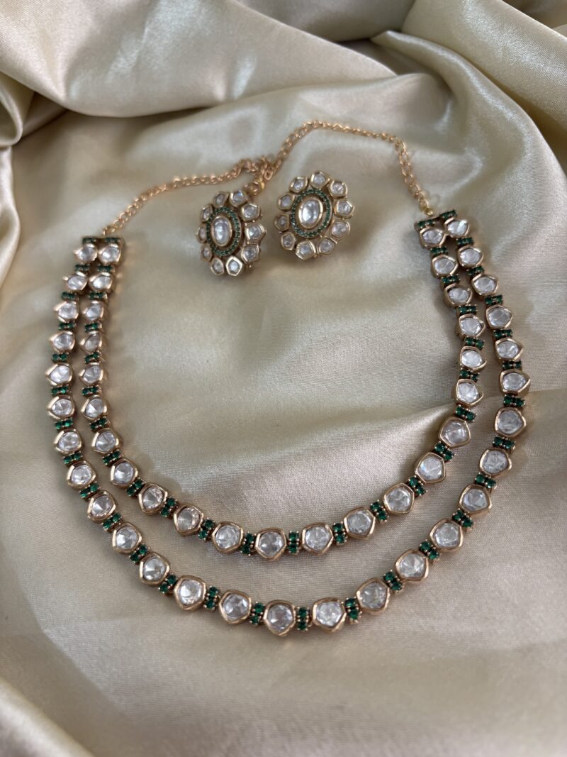 Vihana Necklace Set - Image 9