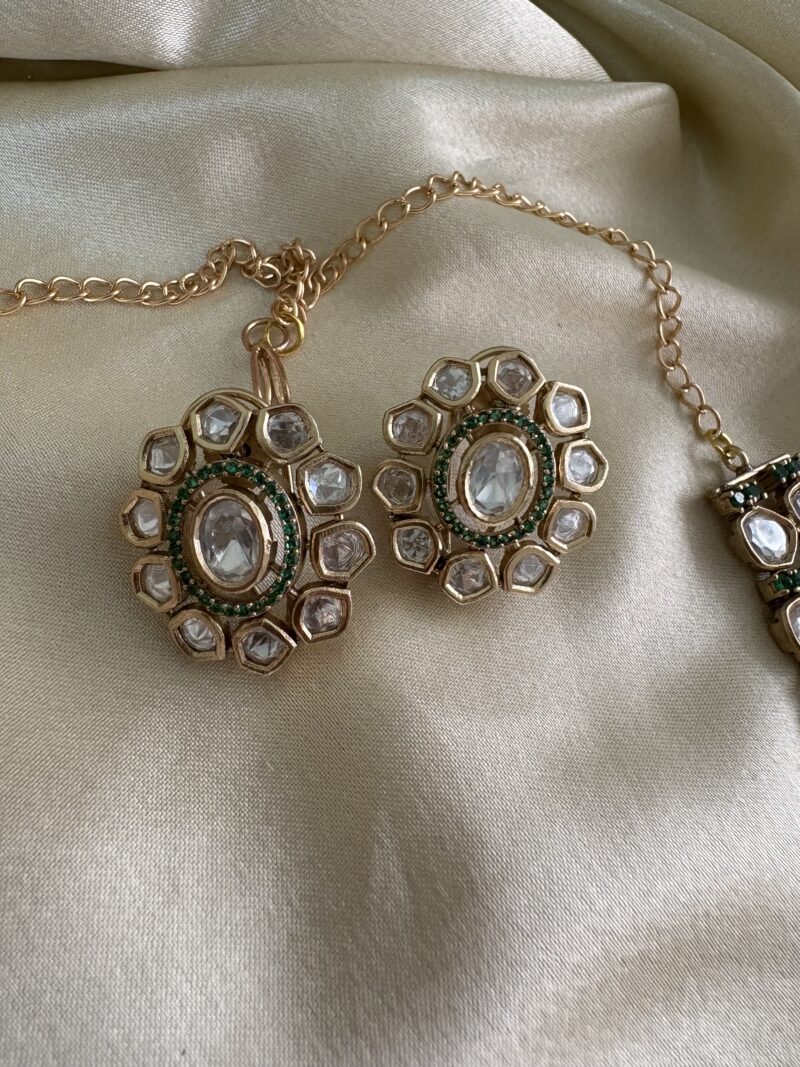 Vihana Necklace Set - Image 6