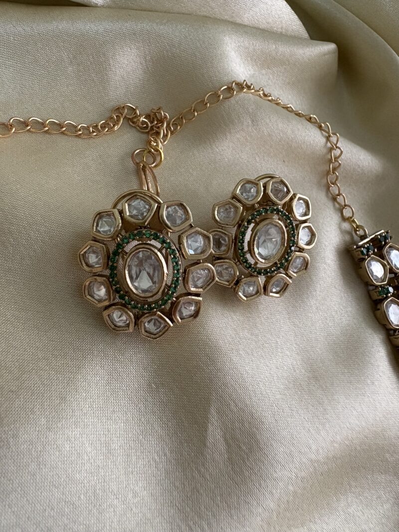 Vihana Necklace Set - Image 7