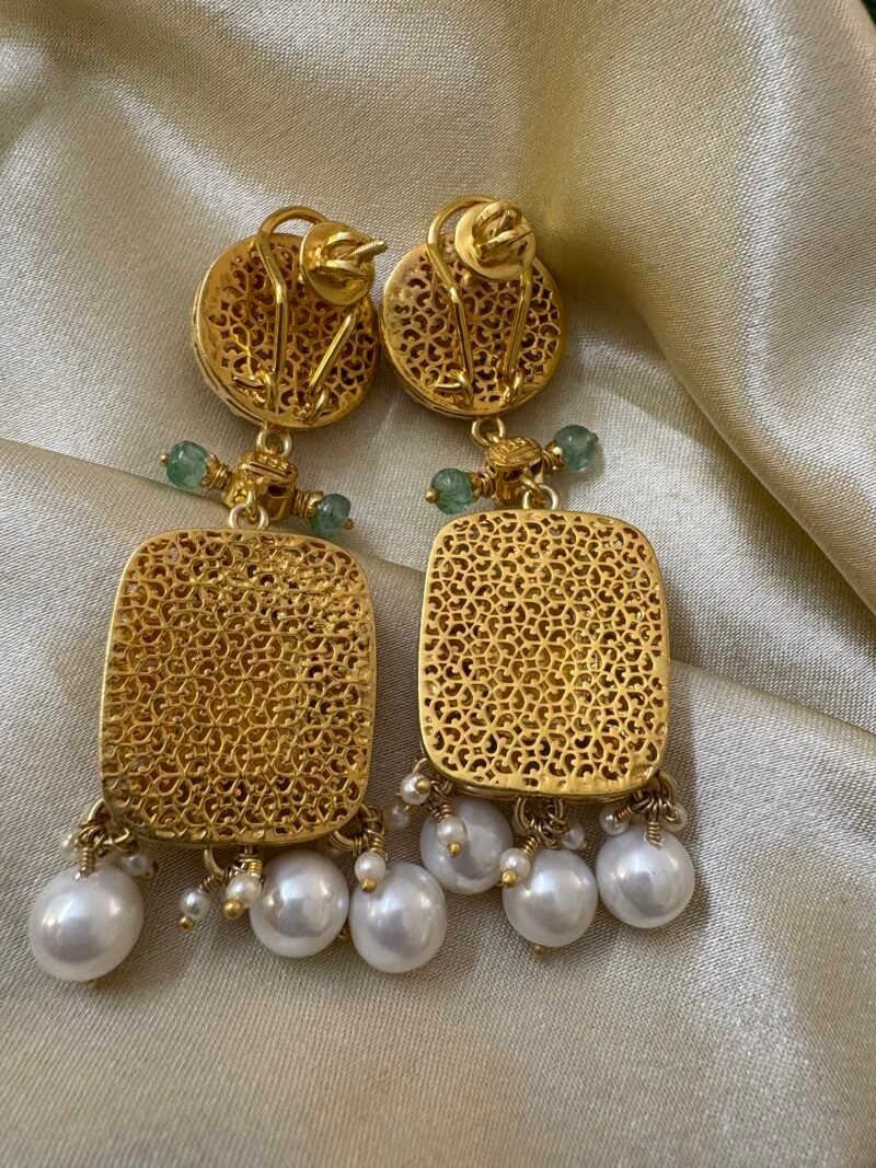 Vishaka Polki Necklace Set - Image 10
