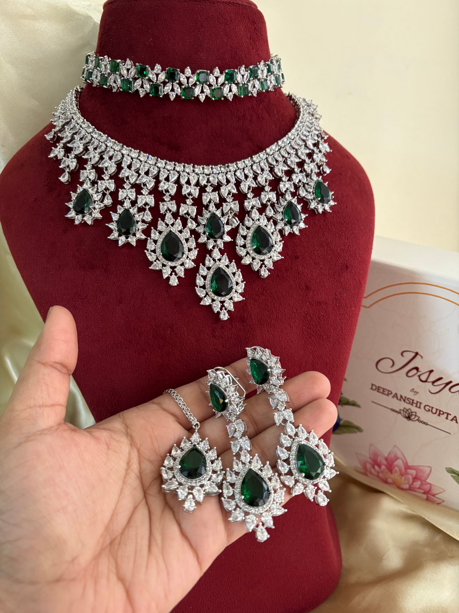 Tarnia Diamond Bridal Necklace Set