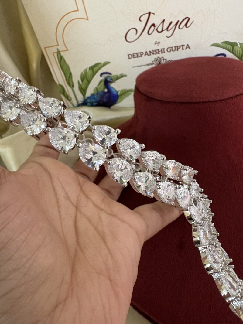 Myra Diamond Hasli Necklace Set - Image 4