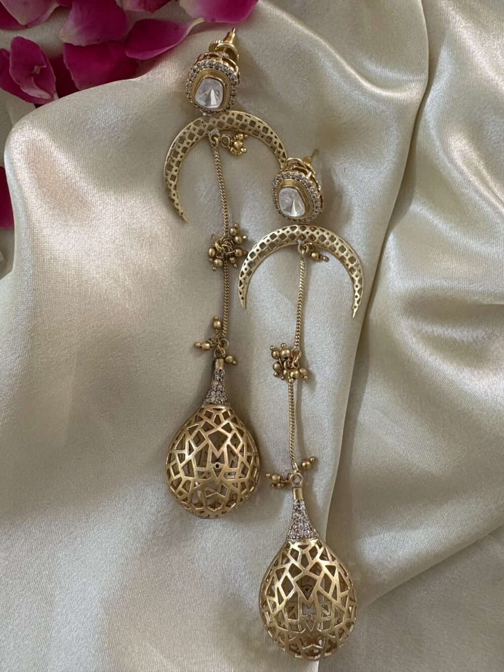 Mahina Chandbali Earrings - Image 5