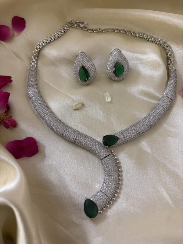 Freya Diamond Necklace Set
