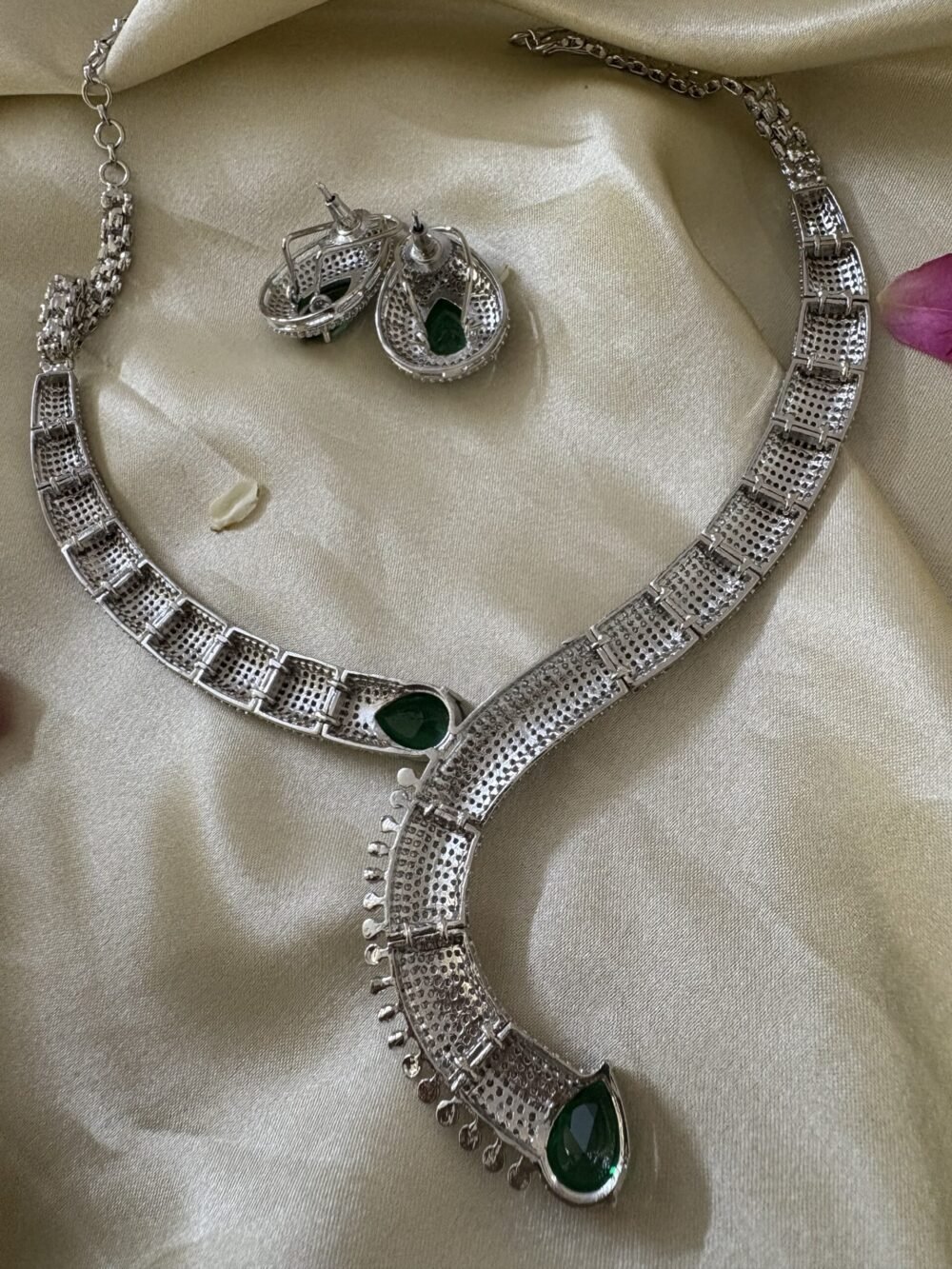 Freya Diamond Necklace Set - Image 8