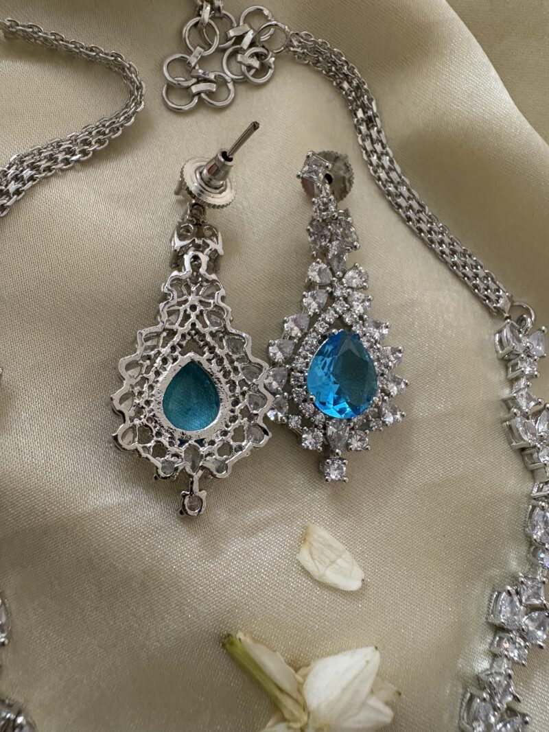Aquanetta Diamond Pendant Necklace Set - Image 7