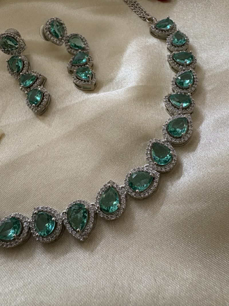 Fern Diamond Necklace Set (Mint Green) - Image 3