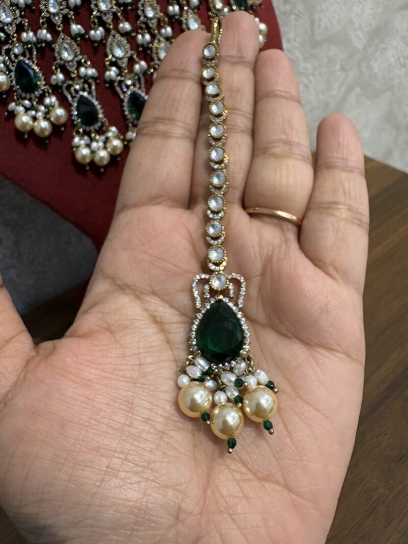 Vini Polki Bridal Choker Set - Image 10