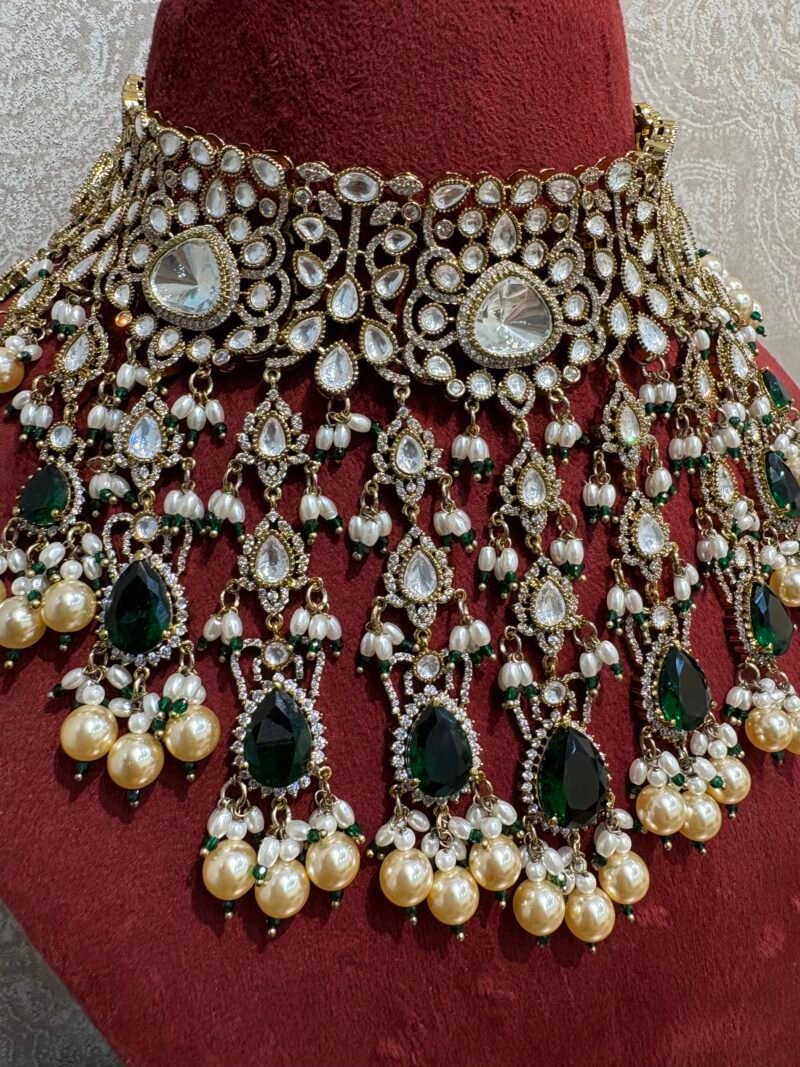 Vini Polki Bridal Choker Set - Image 4