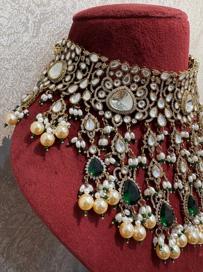 Vini Polki Bridal Choker Set - Image 5