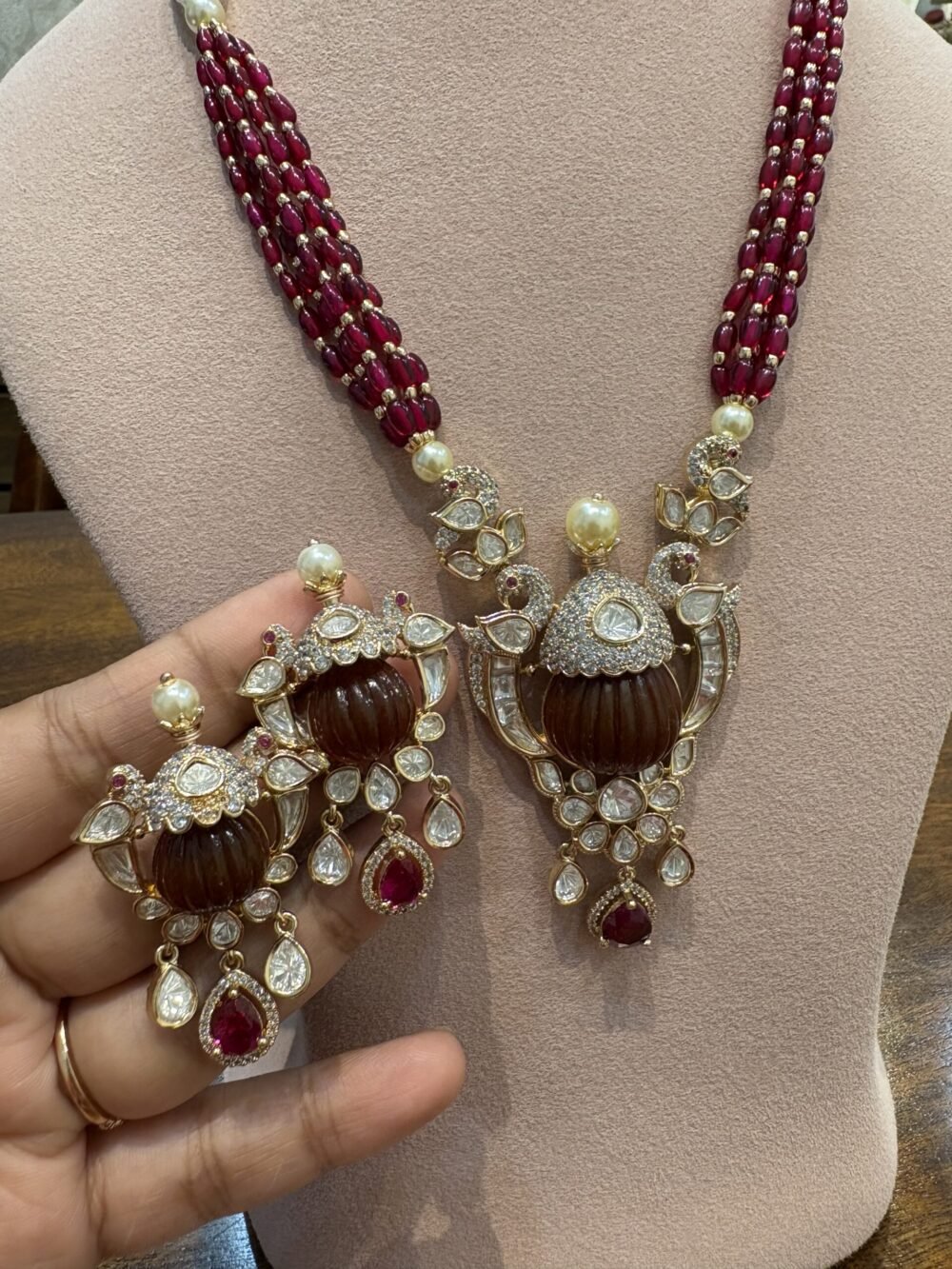 Kayra Pendant Necklace Set - Image 2