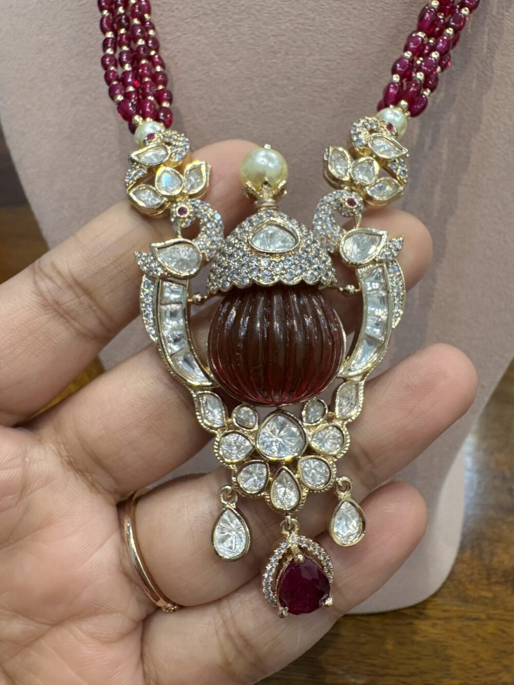 Kayra Pendant Necklace Set - Image 3