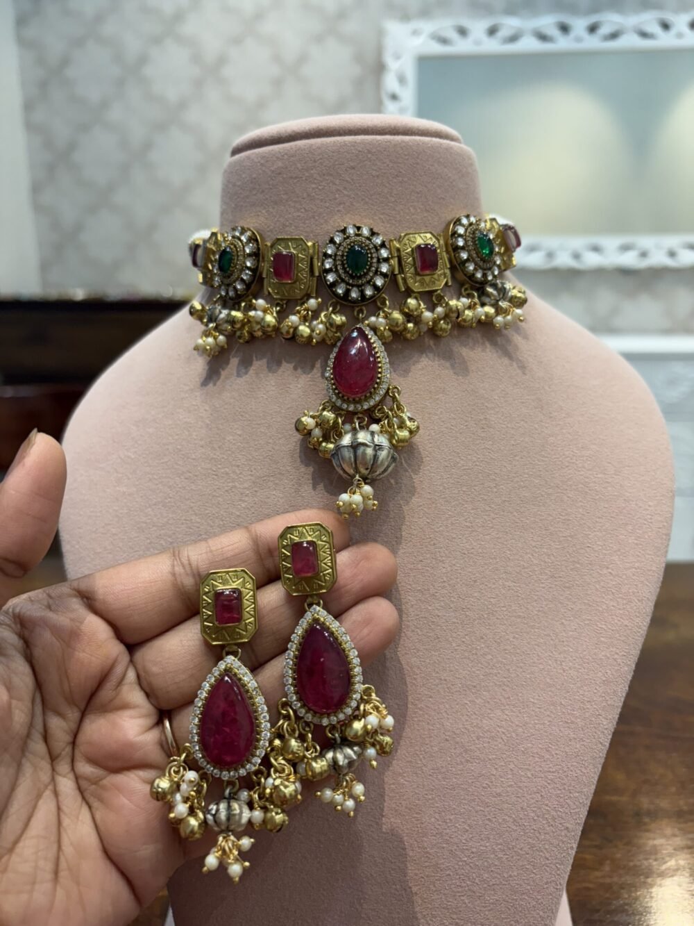 Agrima Fusion Choker Set