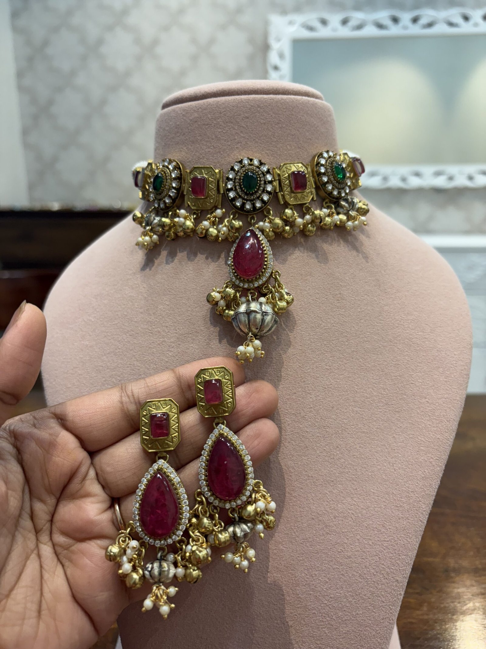 Agrima Fusion Choker Set