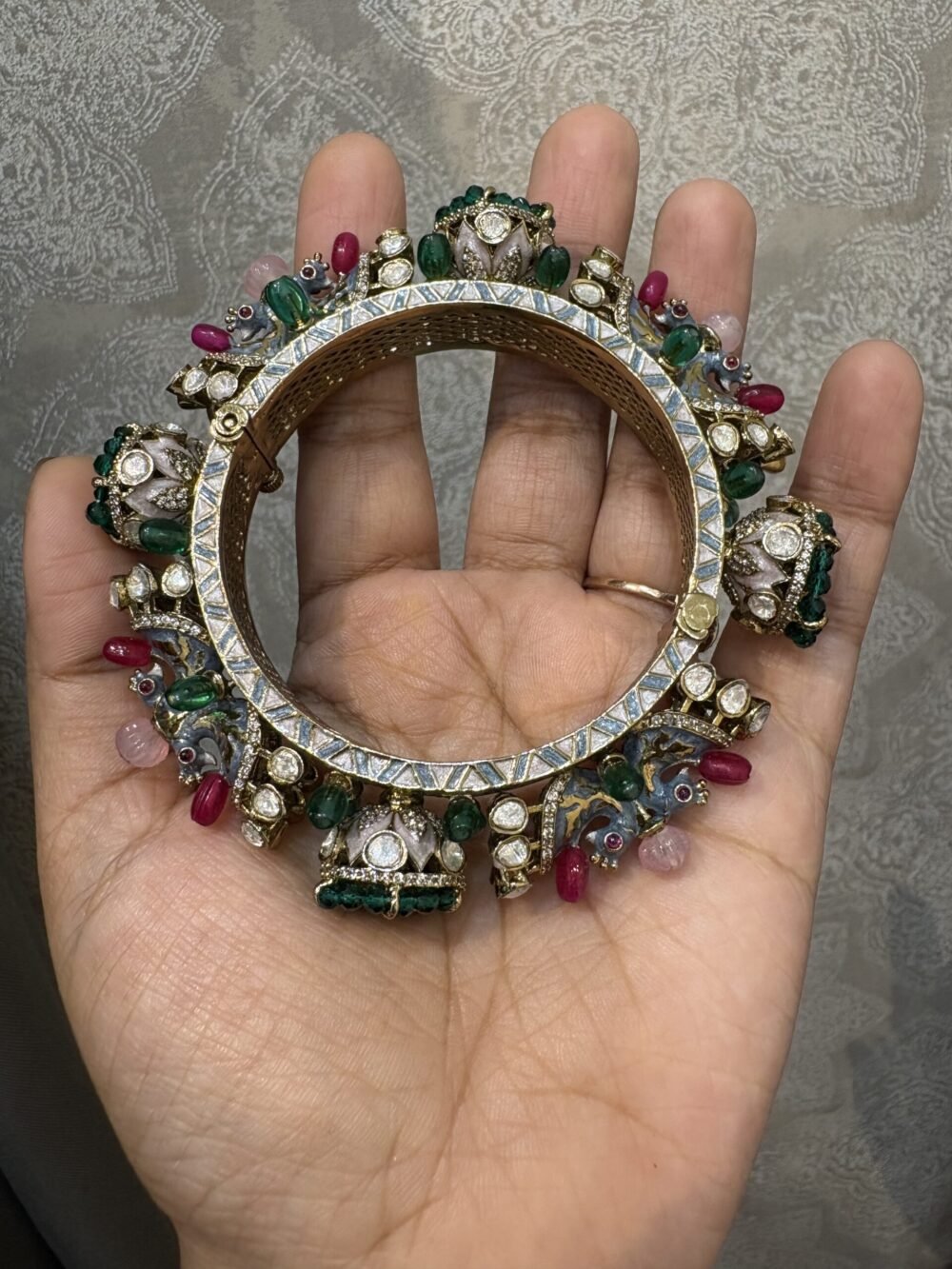 Bairavi Polki Bangle - Image 2