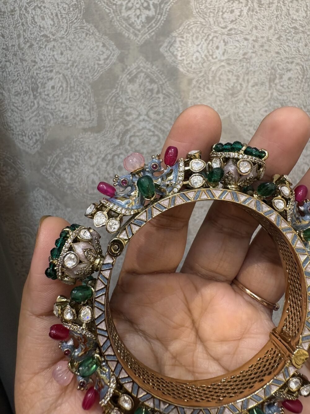 Bairavi Polki Bangle - Image 3