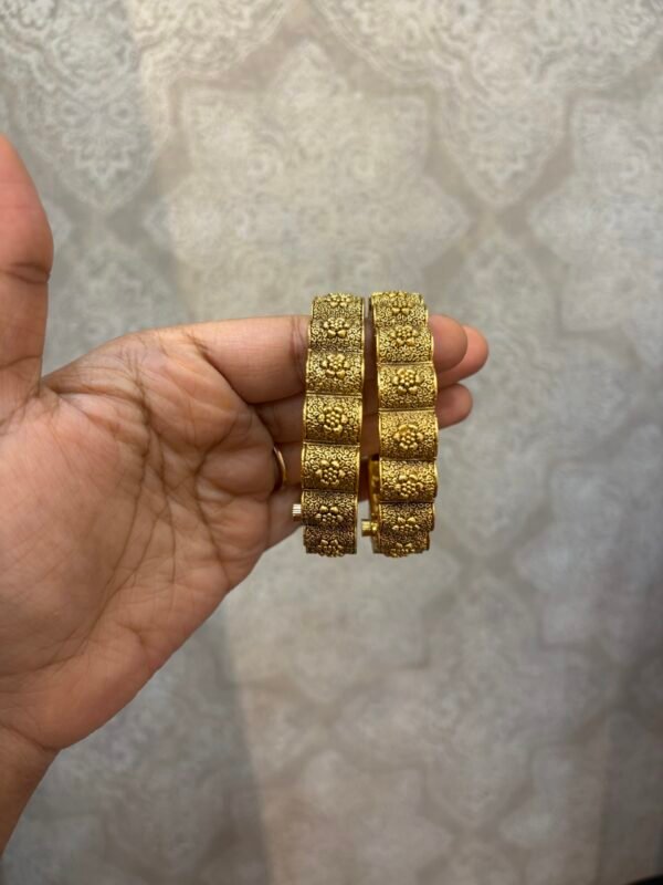 Ayushi Antique Gold Bangles