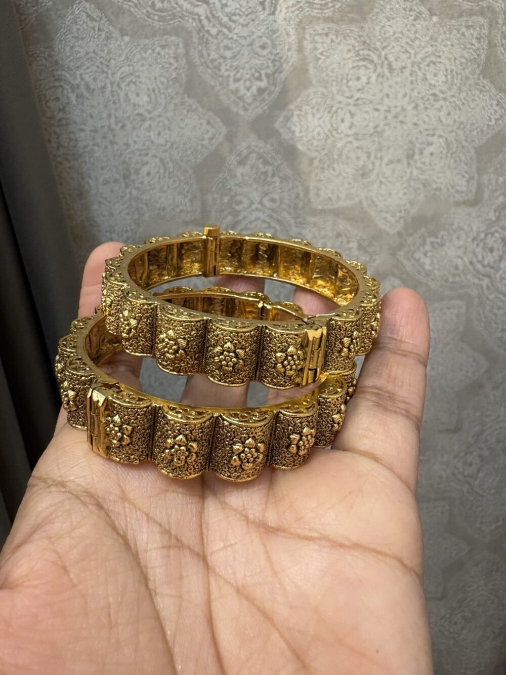 Ayushi Antique Gold Bangles - Image 3