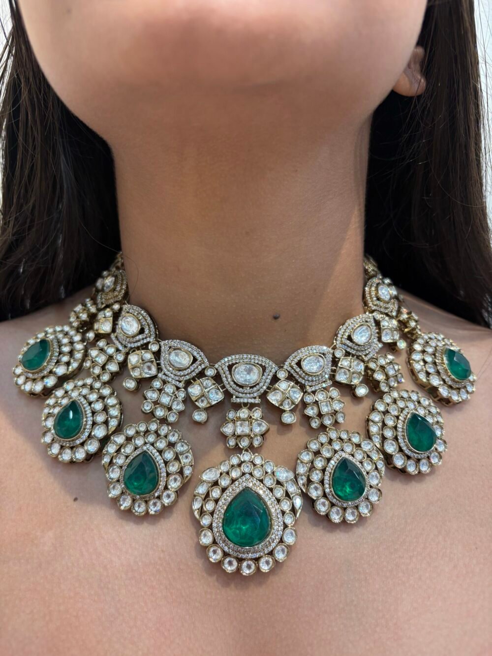 Kaasni Polki Bridal Necklace Set - Image 3