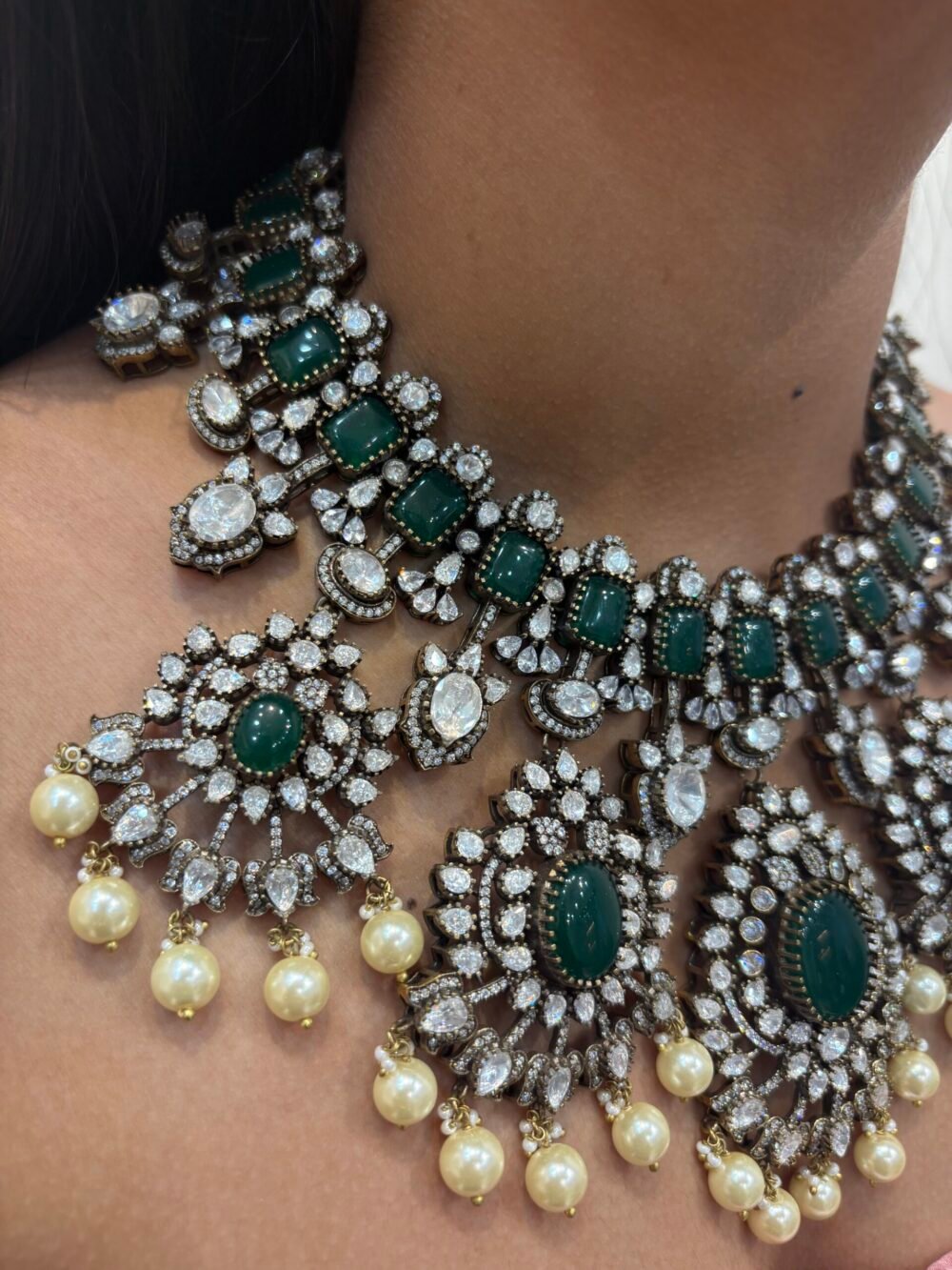 Prakriti Polki Bridal Necklace Set - Image 3