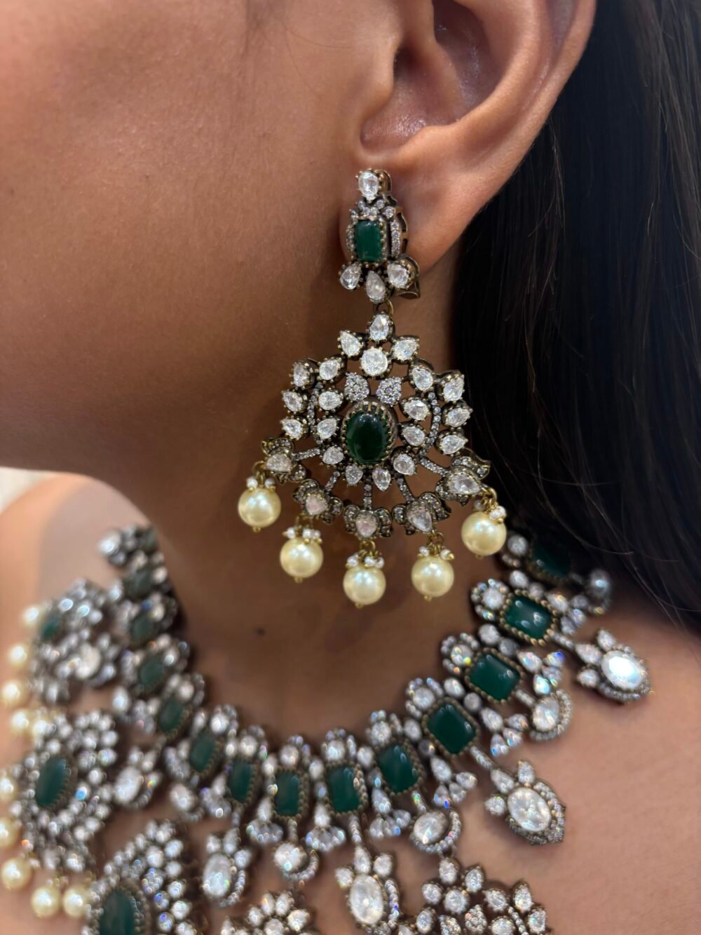 Prakriti Polki Bridal Necklace Set - Image 5
