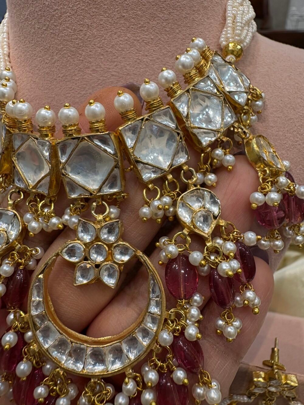 Yasmin Kundan Choker Set - Image 3