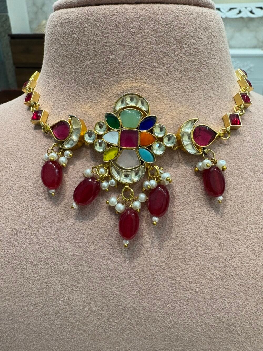 Navriti Kundan Navratan Choker Set - Image 2