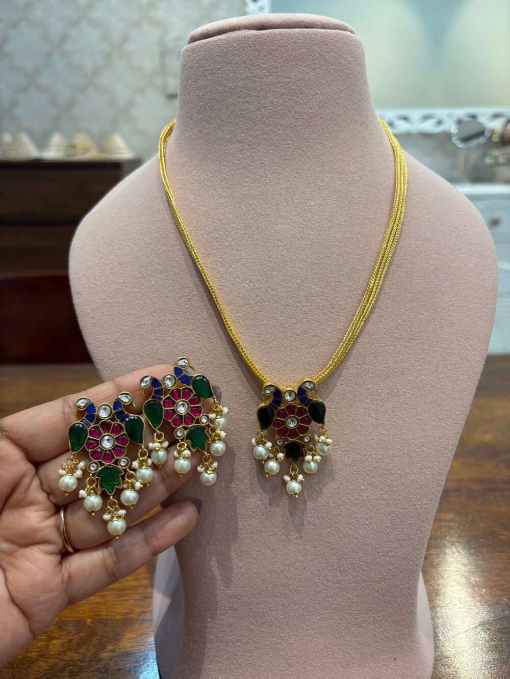 Dhruvika Navratan Pendant Necklace Set