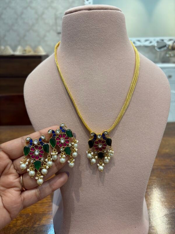Dhruvika Navratan Pendant Necklace Set