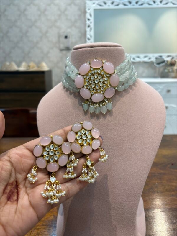 Sachi Kundan Choker Set
