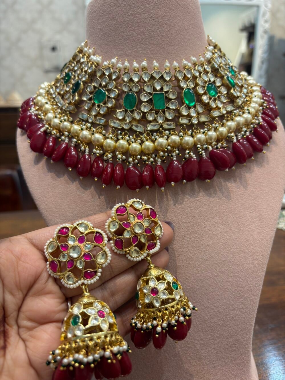 Manaswini Kundan Necklace Set - Image 8