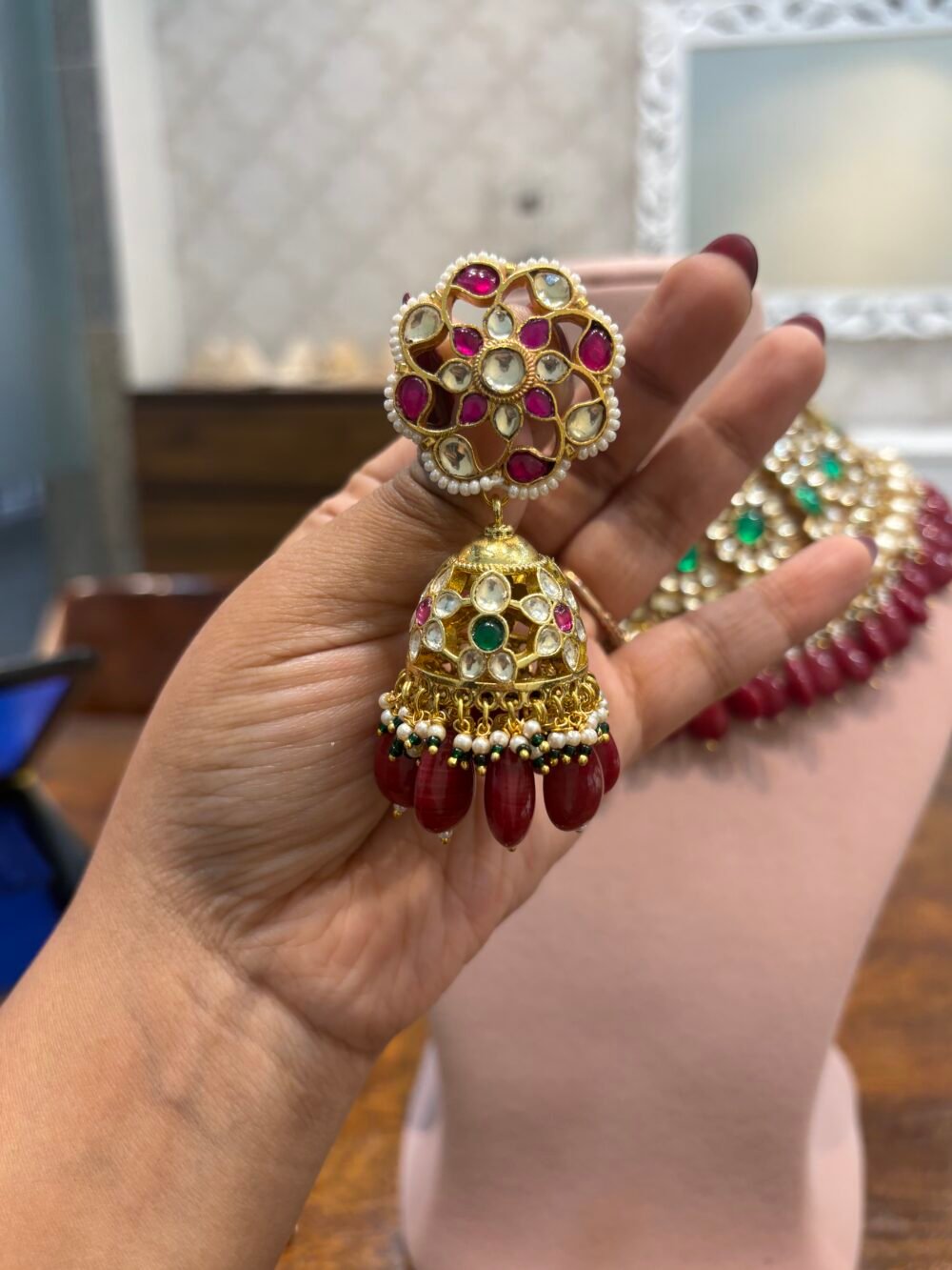 Manaswini Kundan Necklace Set - Image 6