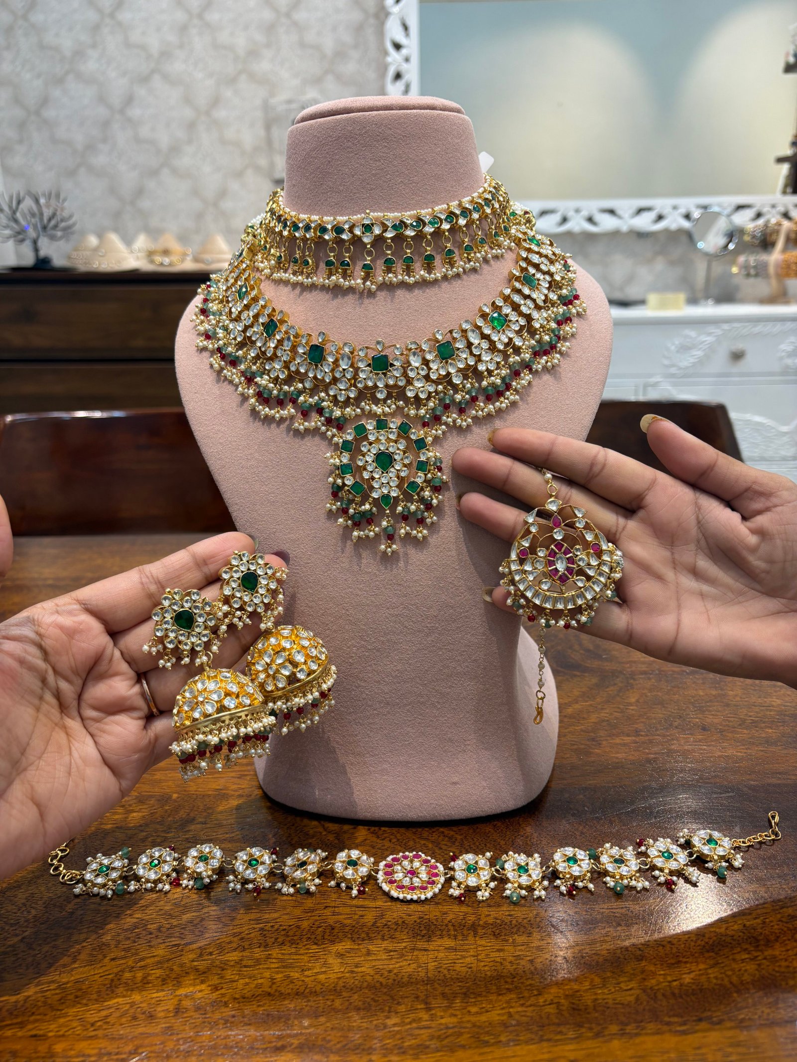 Aadhvitha Kundan Bridal Necklace Set