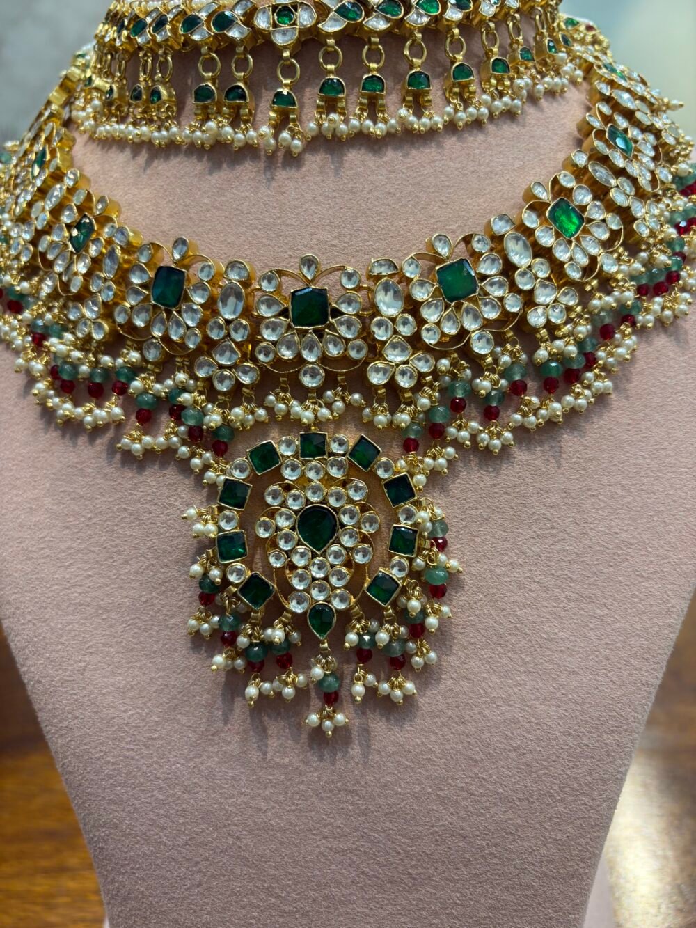 Aadhvitha Kundan Bridal Necklace Set - Image 3