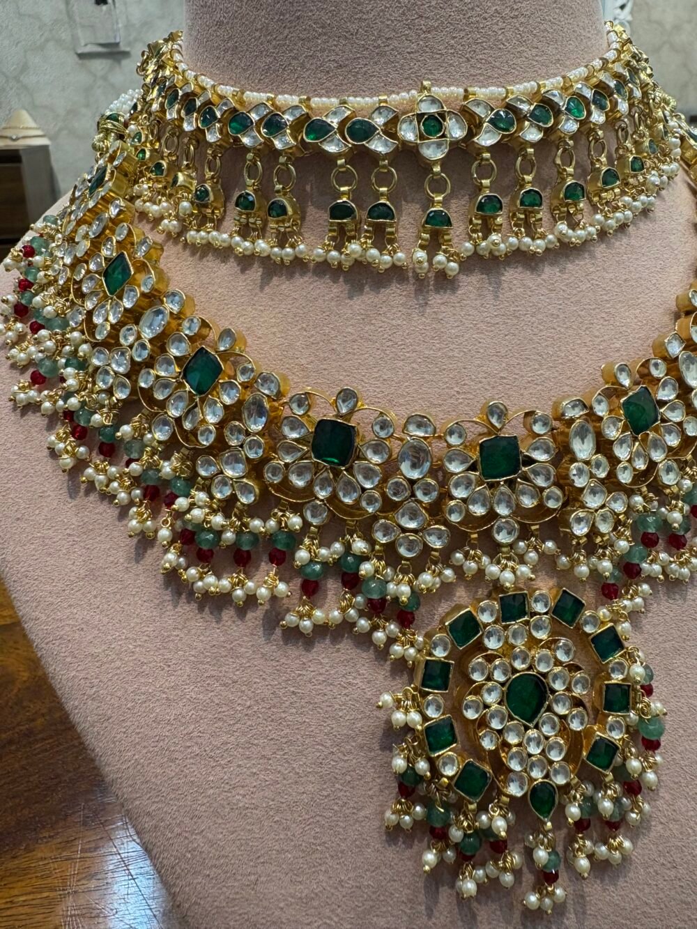 Aadhvitha Kundan Bridal Necklace Set - Image 4