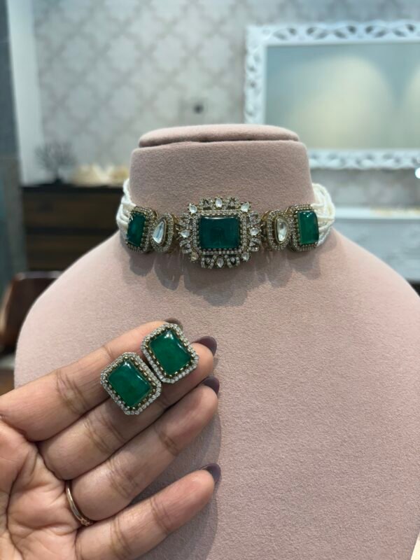 Samika Polki Choker Set