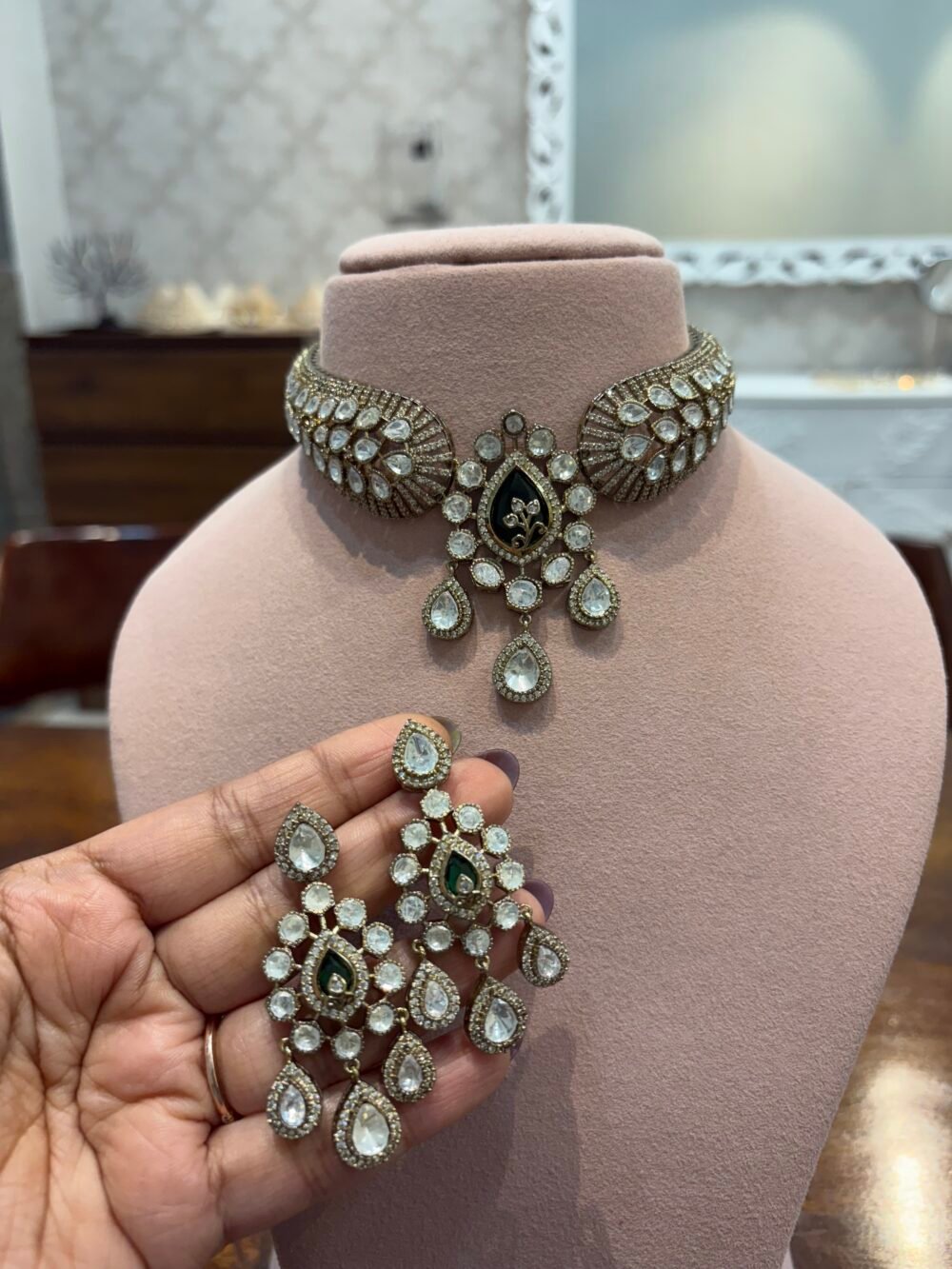 Daeva Polki Choker Set